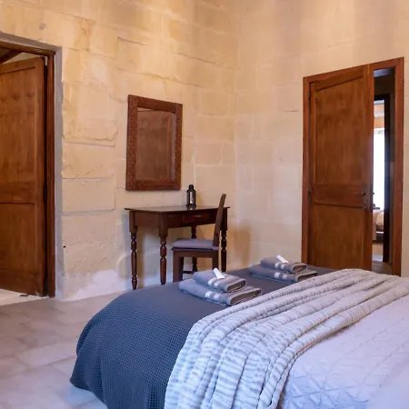 Case de vacanță Il Gnejna Xagħra