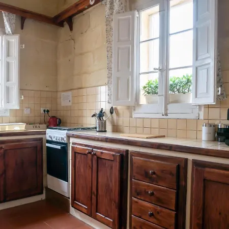 Il Gnejna Vakantiehuis