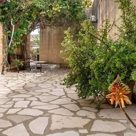 Case de vacanță Il Gnejna Xagħra